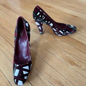 Gucci vintage rare size 41 pumps